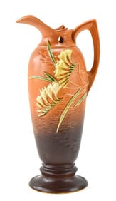 ROSEVILLE POTTERY FREESIA EWER #21-15