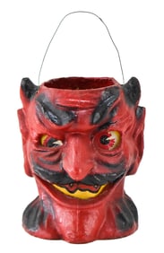 FORMALITE RED DEVIL LANTERN