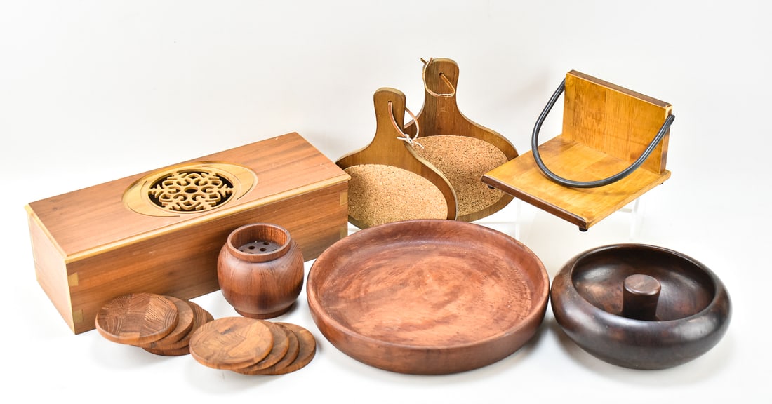 VINTAGE KITCHENWARE: ARTEK, DANSK, WINSOMEWOOD, & MORE: This lot includes the following vintage kitchenware: Artek storage box, two midcentury cork and paddle style trivets, eight Dansk International Designs - Malaysia coasters, wooden vase-form flower fro
