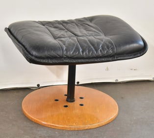 BLACK LEATHER OTTOMAN