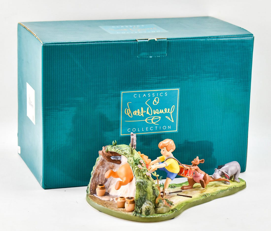 WALT DISNEY CLASSICS COLLECTION WINNIE THE POOH 'HOORAY, HOORAY FOR POOH SHALL SOON BE FREE' (1 of 4)