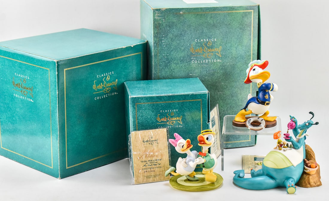 WALT DISNEY CLASSICS COLLECTION RELUCTANT DRAGON & DONALD DUCK FIGURINES (1 of 3)