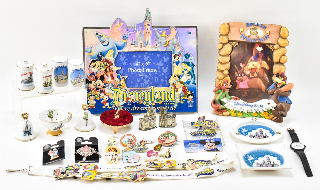 ASSORTED DISNEY COLLECTIBLES (1 of 4)