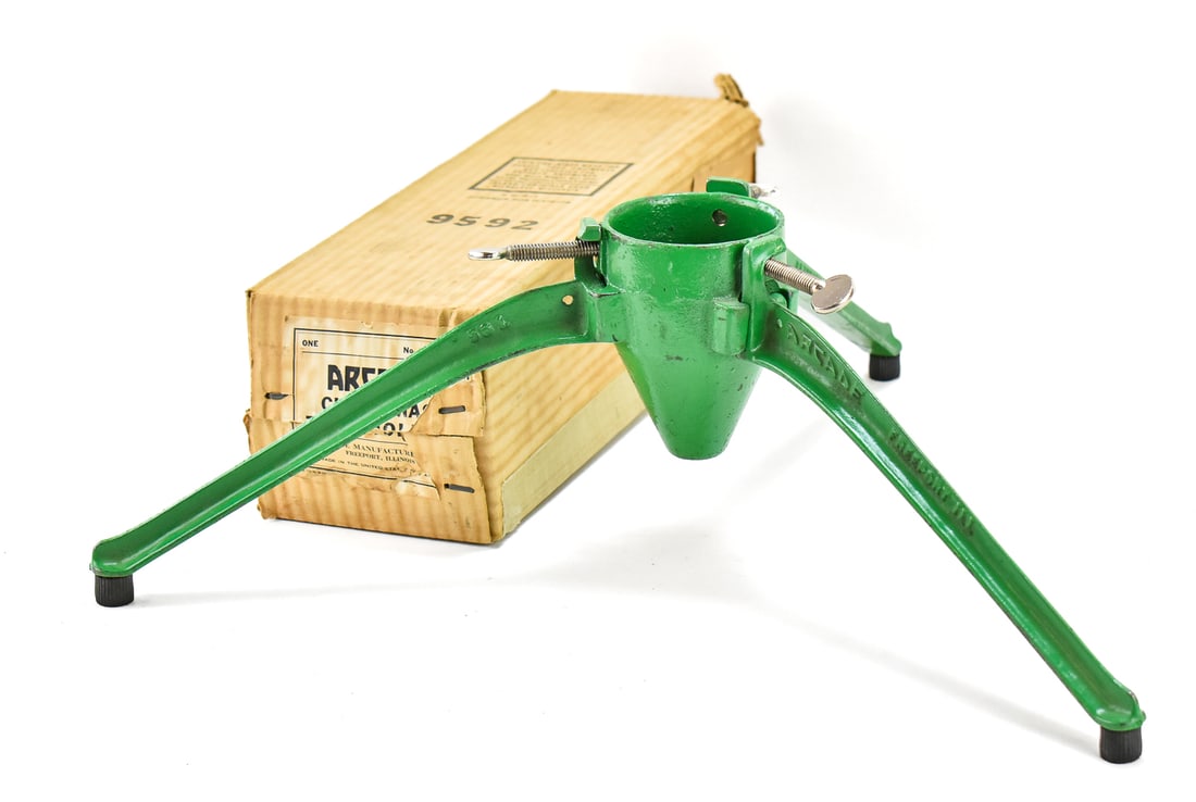 VINTAGE ARCADE IRON WORKS 'ARCADE' CHRISTMAS TREE HOLDER No. 9592 & SHIPPING BOX (1 of 2)