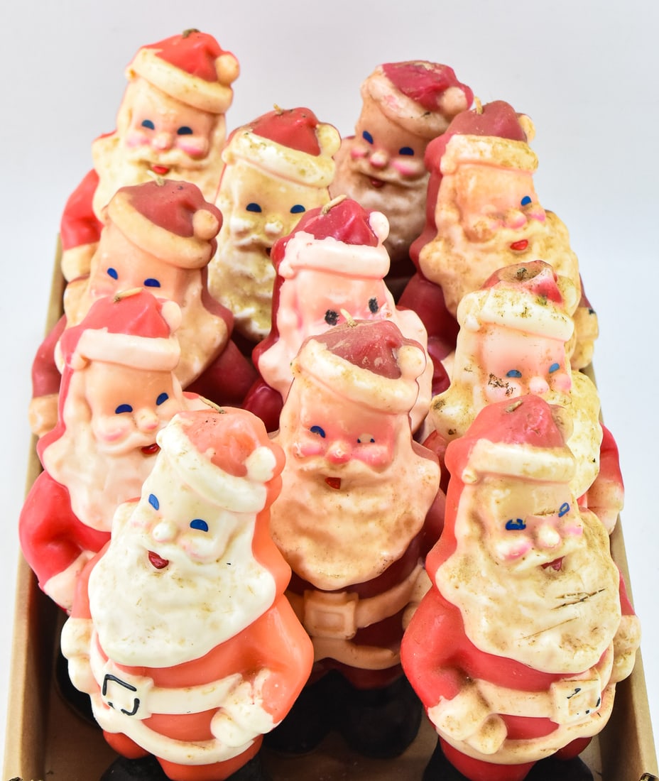 COLLECTION OF MIDCENTURY CHRISTMAS SANTA CLAUS CANDLES (1 of 3)