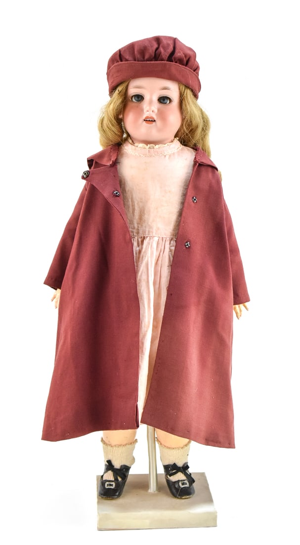 EARLY 20TH C. ARMAND MARSEILLE GERMAN DOLL: An early 1900s Armand Marseille Germany No. 370 doll with sleep eyes, bisque head and composite body, measuring 21" H x 8" W x 3" D.