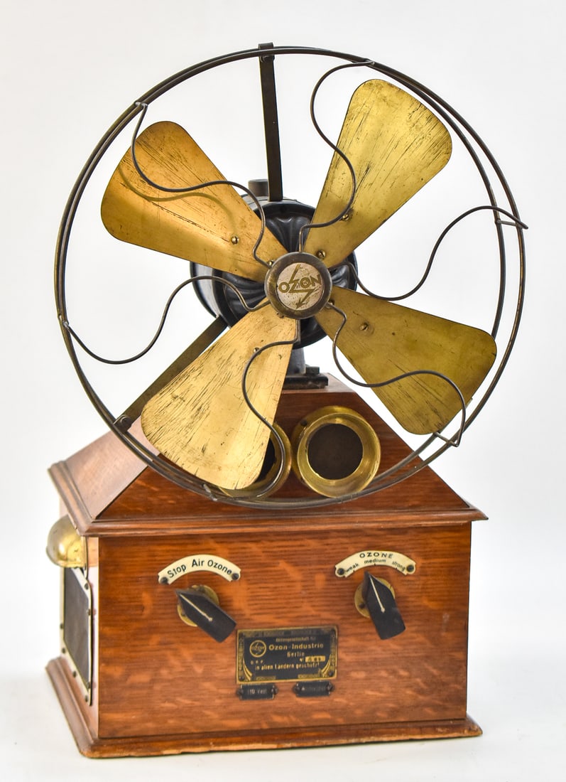 DR. MAX LEVY GERMAN 'OZON FAN' No. 500 TYPE ZWI: A Dr. Max Levy - Germany "Ozon Fan" No. 500 type ZW1 on a wooden housing, circa early 20th century. The item measures 20" H, 12.5" W, 12.5" D.