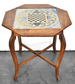 19TH CENTURY SCOTTISH PATTERN VERRE EGLOMISE REVERSE-PAINTED GAME TABLE