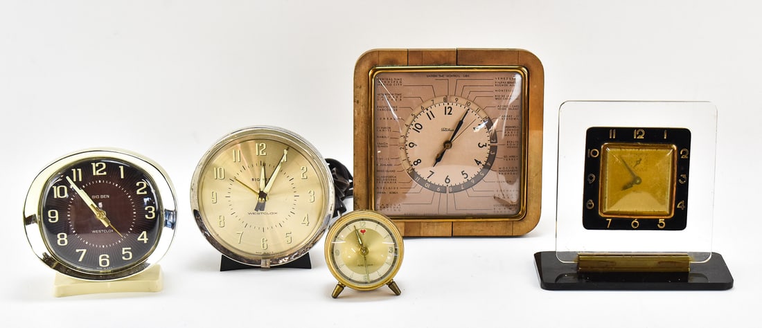 COLLECTION OF MID-CENTURY ALARM CLOCKS (1 of 4)