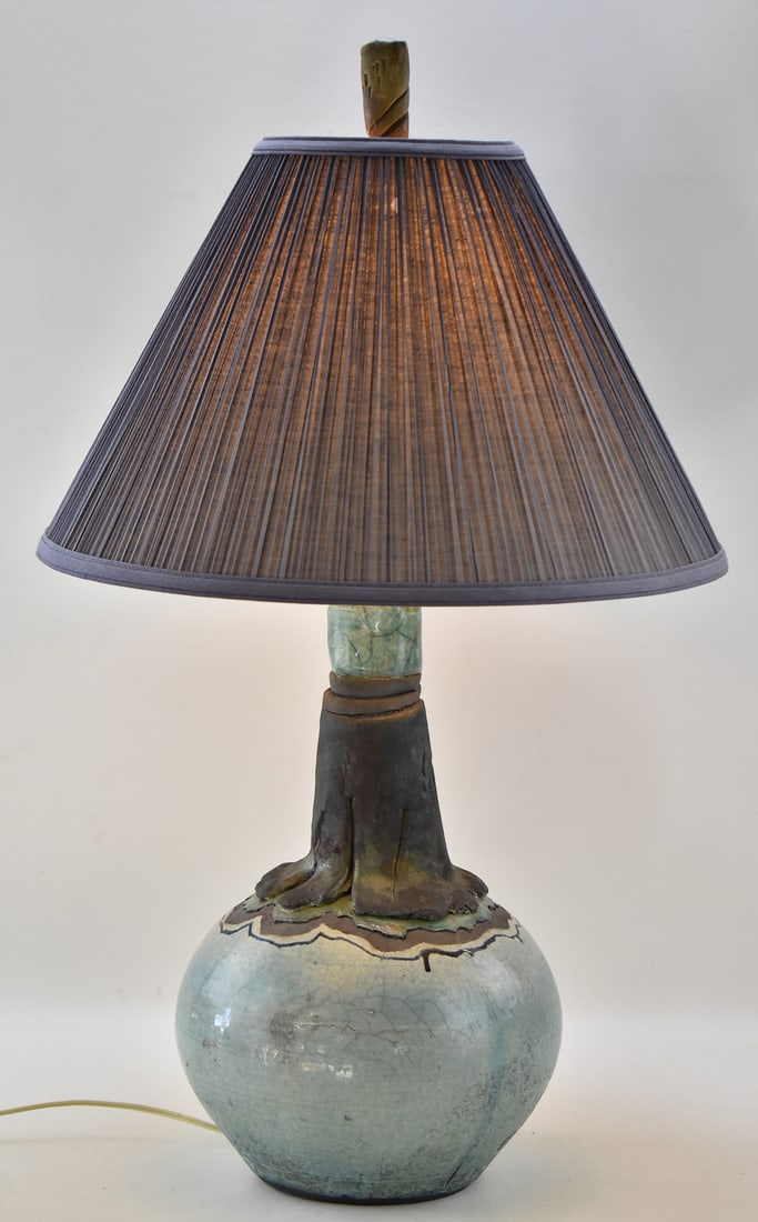 MID-CENTURY MULTI-LAYERED STUDIO POTTERY TABLE LAMP (1 of 5)
