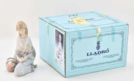 LLADRO 'CANCION DE PRIMAVERA (FLOWERS SONG)' No. 7607