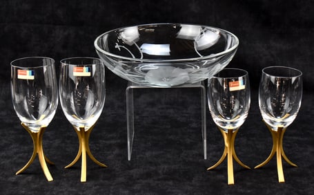MID-CENTURY FOSTORIA 'GOLD TRIUMPH' WINE GOBLETS & 'MORNING GLORY BOWL