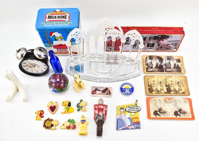 VINTAGE DECORATIVE ASSORTMENT: SNOOPY, DISNEY, TAZ, & MORE
