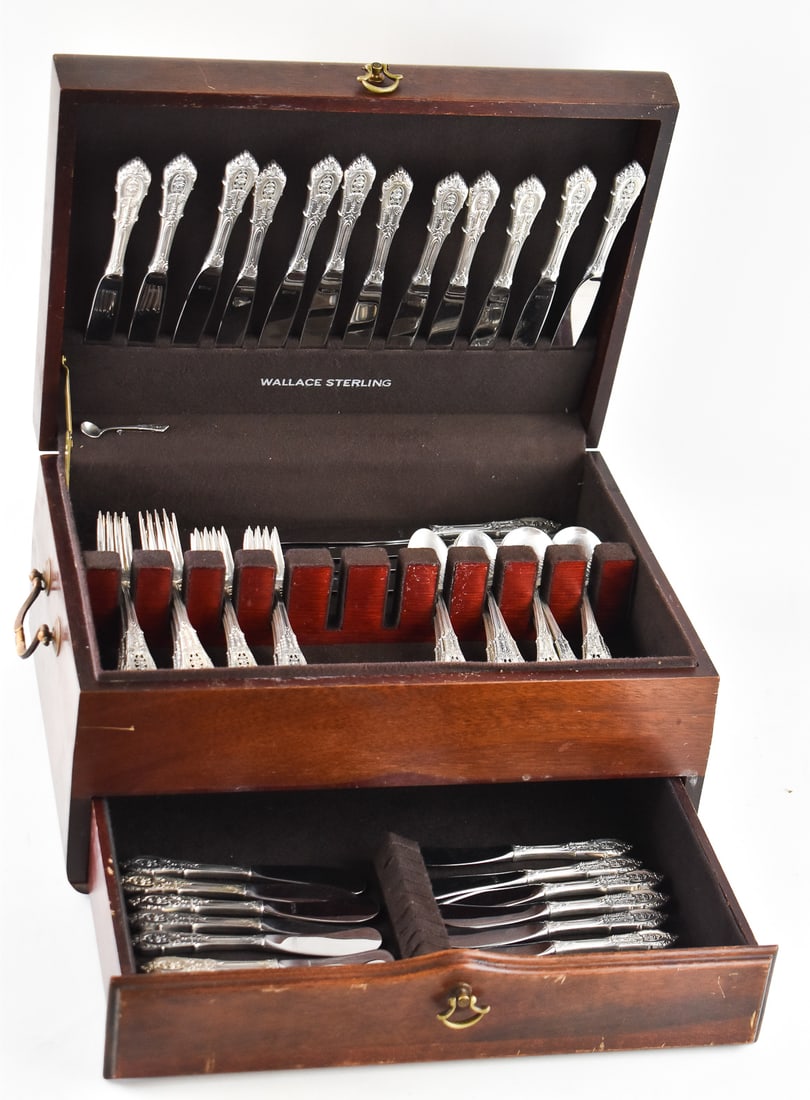 WALLACE STERLING SILVER SILVERWARE SET, 'ROSE POINT' PATTERN C. 1934 (1 of 4)