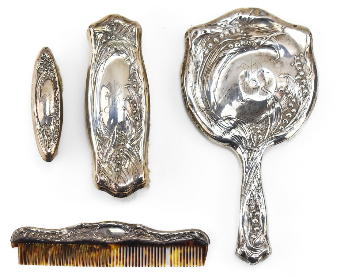 VICTORIAN STERLING SILVER VANITY SET (1 of 2)
