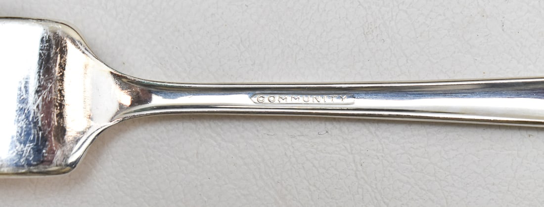 COMMUNITY 'HARMONY HOUSE' FLATWARE - 71 PIECES - 3