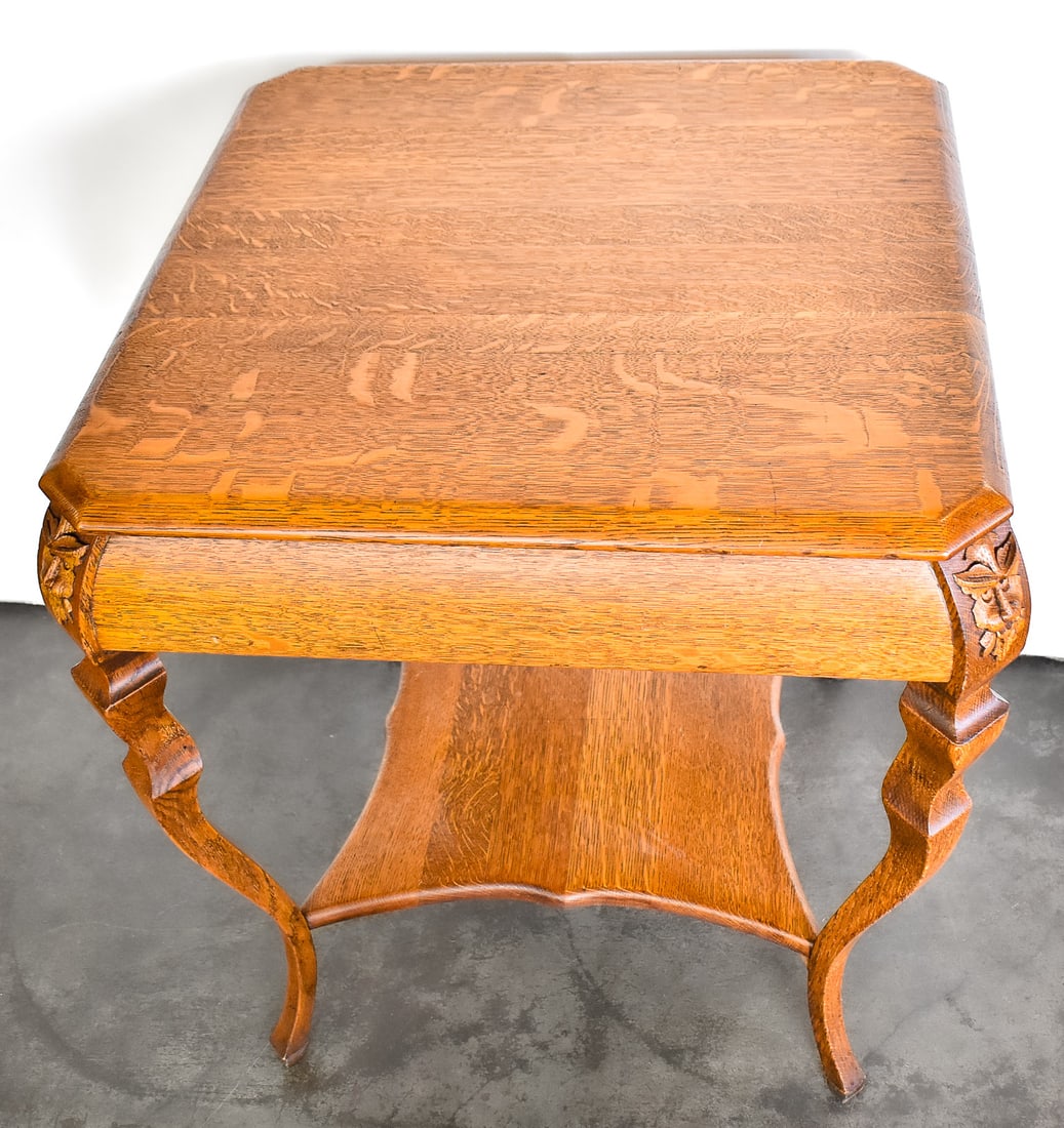 CIRCA 1900 OAK LAMP TABLE - 2