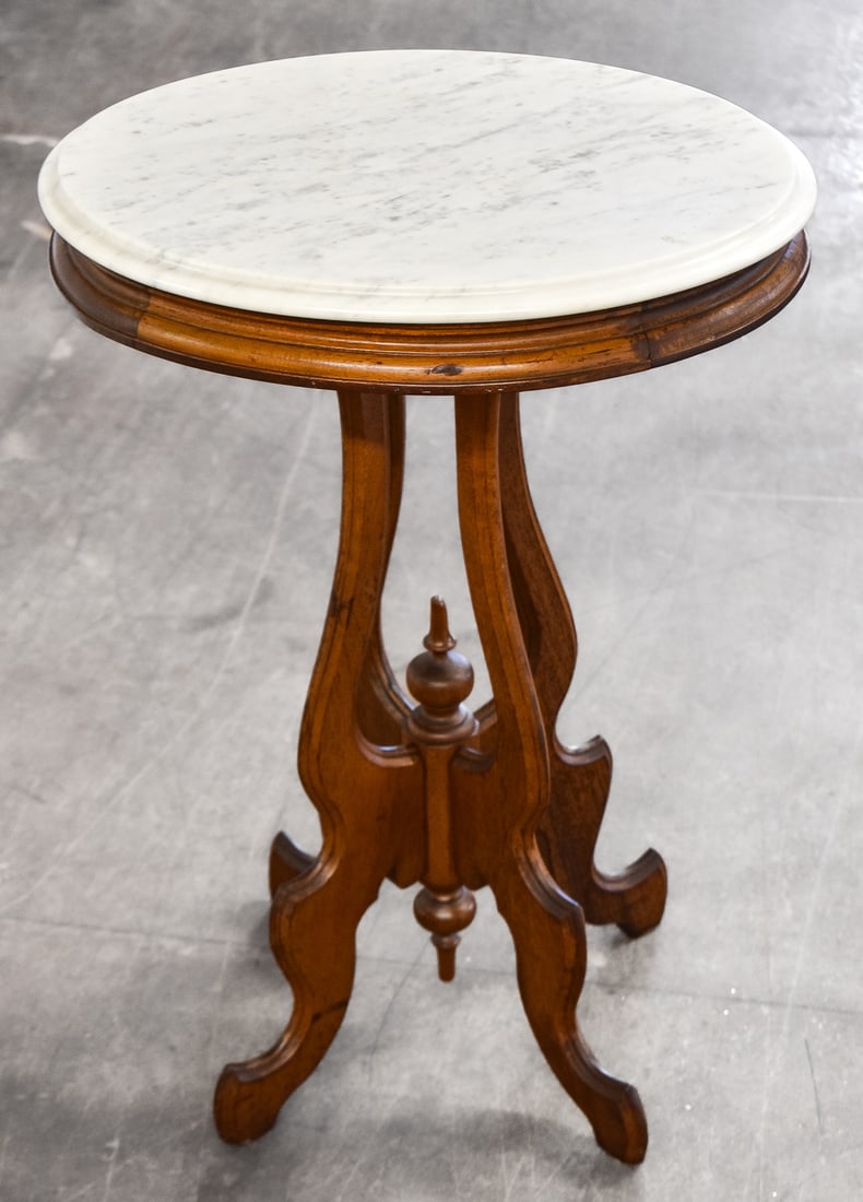 VICTORIAN MARBLE-TOP WALNUT ACCENT TABLE (1 of 2)