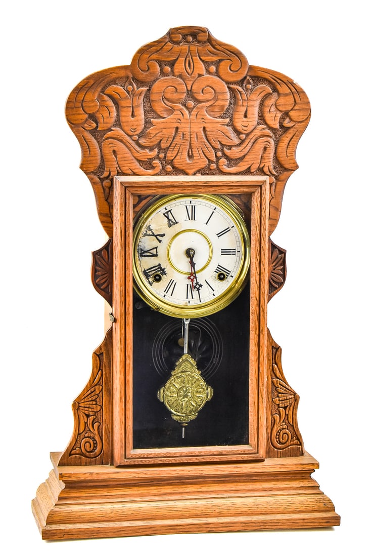 'CAPITOL NO. 44' WM. L. GILBERT CLOCK CO. MANTLE CLOCK (1 of 4)