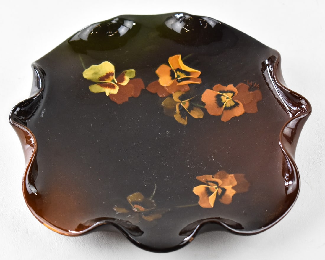 WELLER POTTERY SIGNED 'LOUWELSA' DISH: A Weller "Louwelsa" dish signed "W.H.", circa 1896-1910. The item measures 1.5" H, 10" W, 10.5" D.