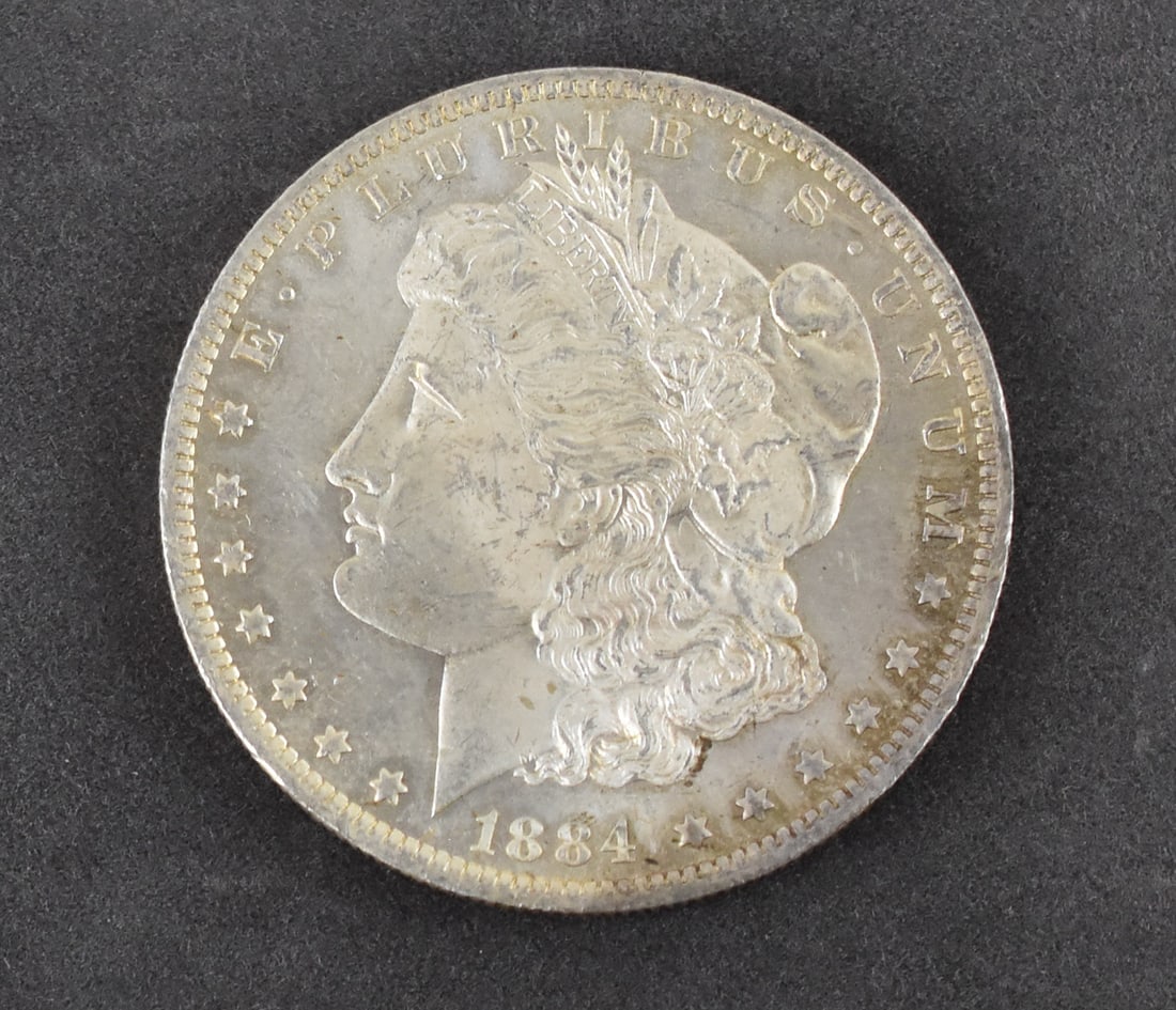 1884-O MORGAN SILVER DOLLAR (1 of 2)