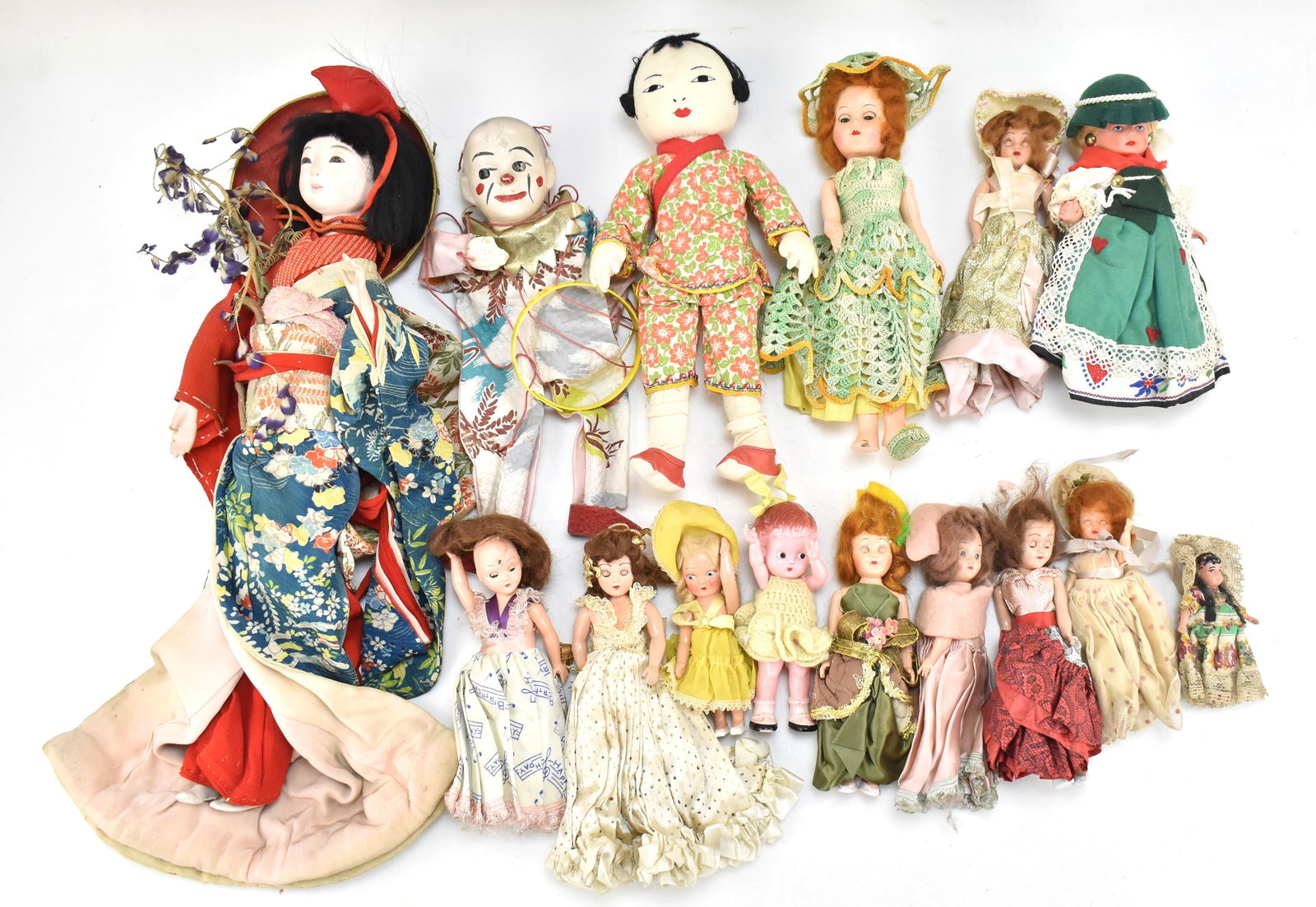 VINTAGE DOLL & MARIONETTE COLLECTION (1 of 4)