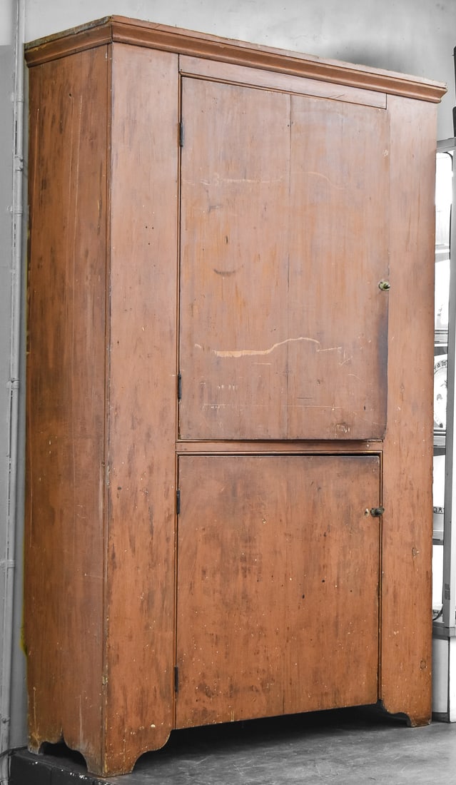 PRIMITIVE WOODEN CUPBOARD - 2