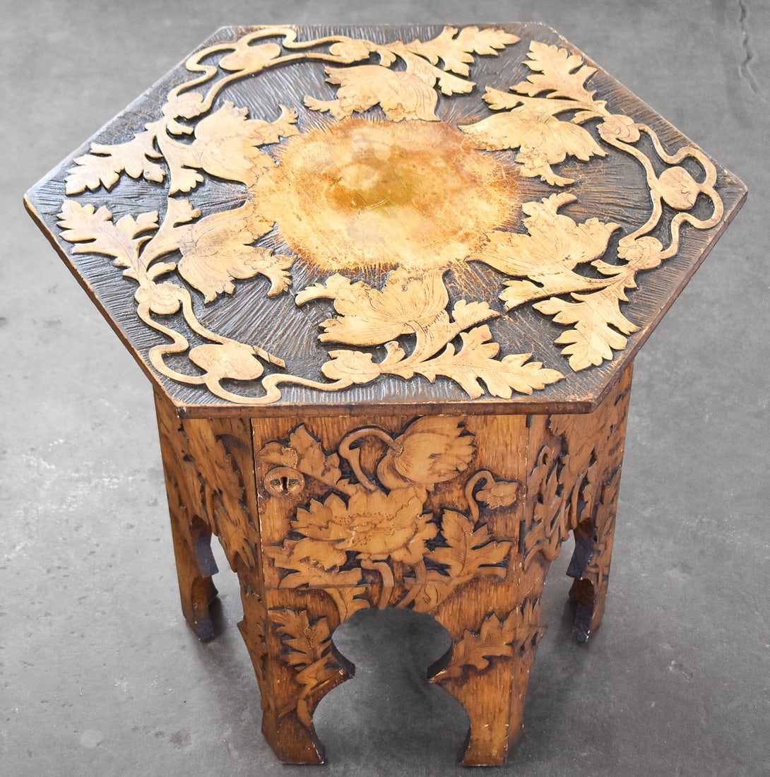 ART NOUVEAU PYROGRAPHY TABORET - 2