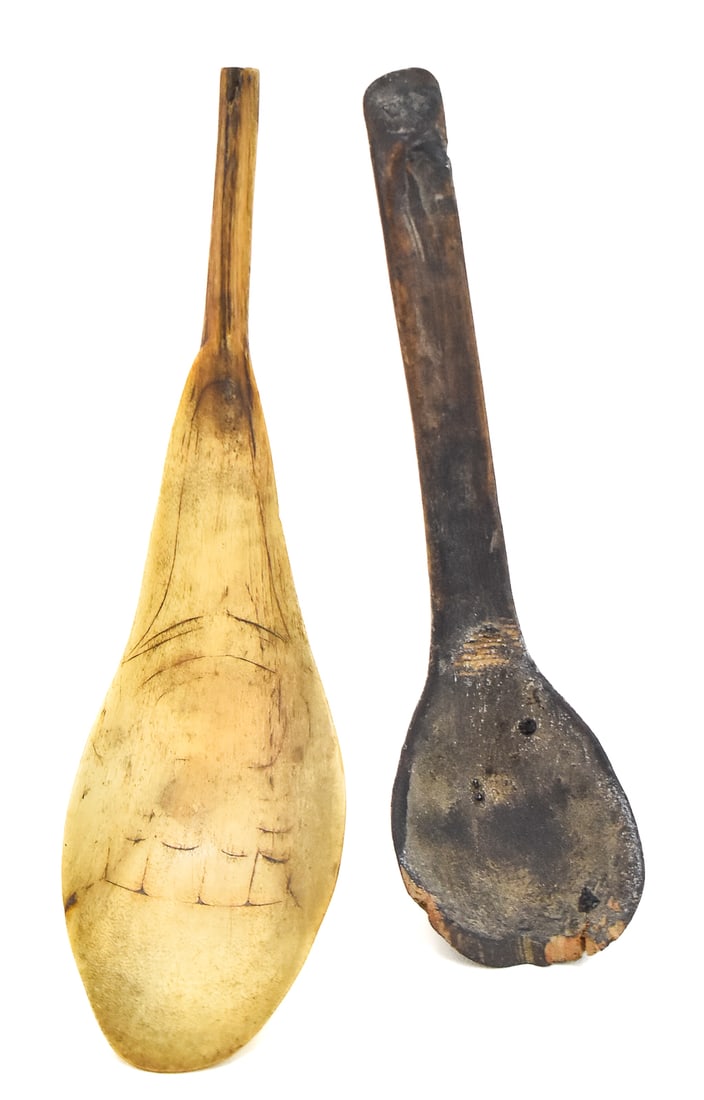 NORTHWEST COAST FIRST NATIONS GOAT HORN LADLE & WOODEN SPOON: This lot includes a Northwest Coast First Nations (Tlingit or Haida) goat horn ladle with incised patterning and a wooden spoon, circa late 19th-early 20th century. The largest item measures 4" H, 3"