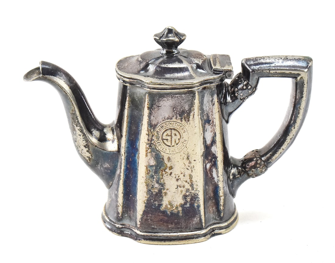 SOUTERN RAILROAD 'THE SOUTHERN SERVES THE SOUTH' SILVER-SOLDER INDIVIDUAL TEAPOT (1 of 4)