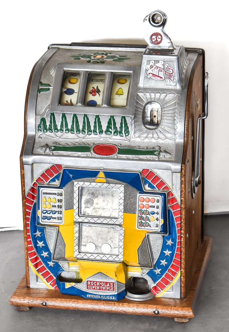 MILLS 'ROCK-OLA'S SUPER-TRIPLE' GUM DISPENSING NICKEL SLOT MACHINE (1 of 5)
