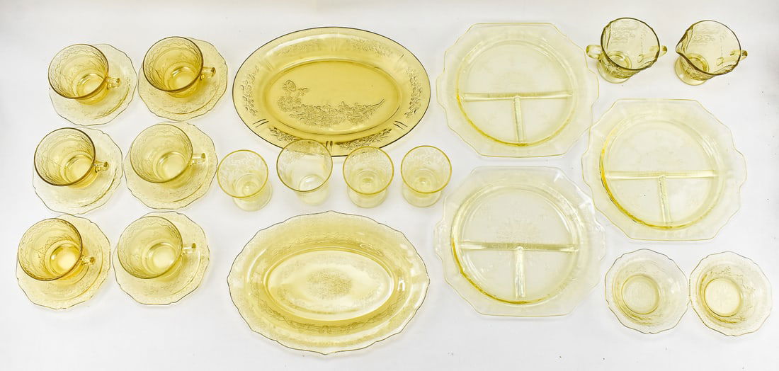 DEPRESSION GLASS ASSORTMENT: FLORENTINE, PATRICIAN, SHARON, & MORE: This lot includes the following Depression glass: three Florentine footed tumblers, Florentine flat tumbler, three Princess yellow grill plates, Madrid creamer and sugar, six Patrician amber cup and