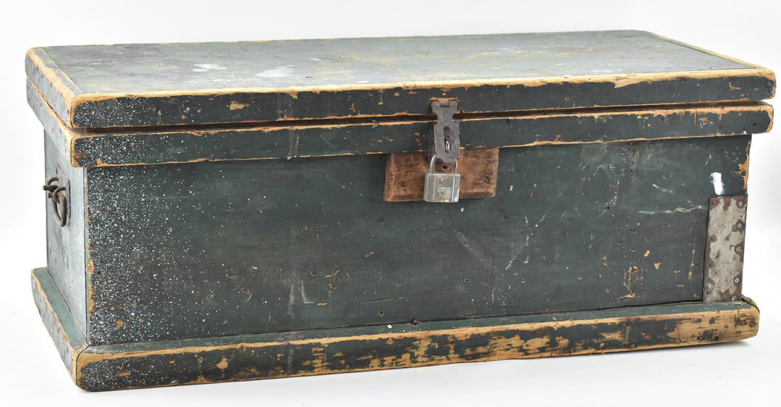 CARPENTER'S TOOL CHEST - 2