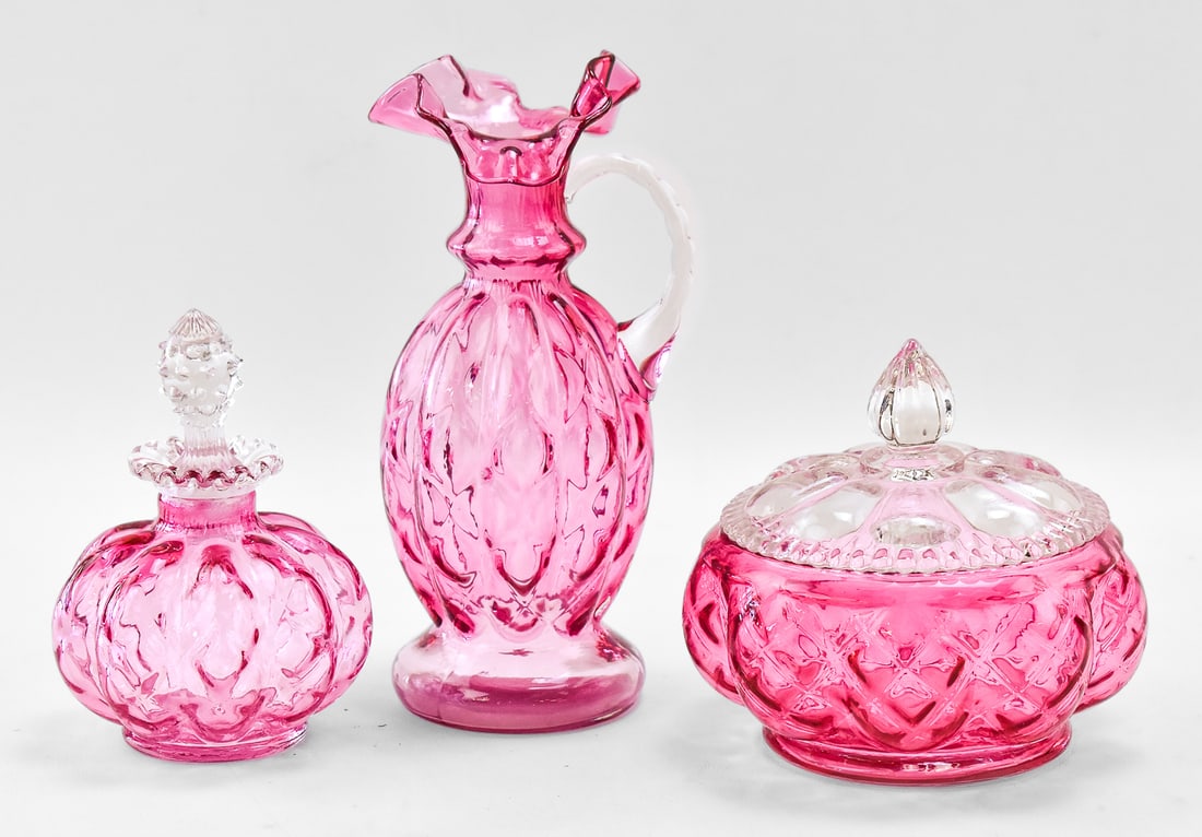 FENTON DIAMOND OPTIC PATTERN GLASS (1 of 2)