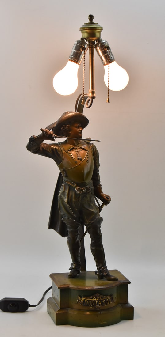 ANTIQUE DON CAESAR FIGURAL SPELTER PARLOR LAMP (1 of 3)