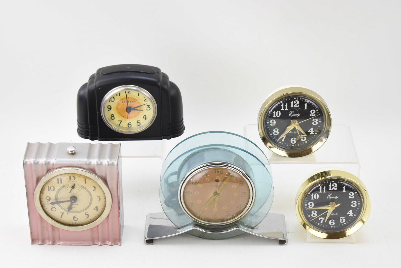 FIVE TABLE ALARM CLOCKS: LA CROSSE, GENERAL ELECTRIC, MIRACLE, & MORE (1 of 3)