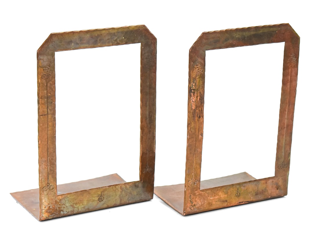 PAIR OF ROYCROFT COPPER BOOKENDS (1 of 2)
