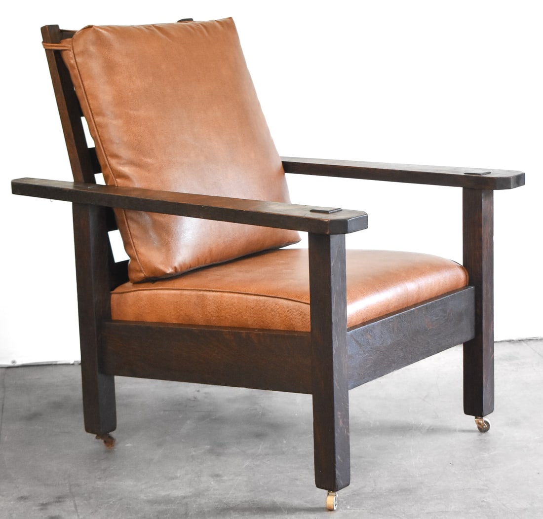 R. J. HORNER & CO. OAK MORRIS CHAIR, C. EARLY 20TH CENTURY (1 of 3)