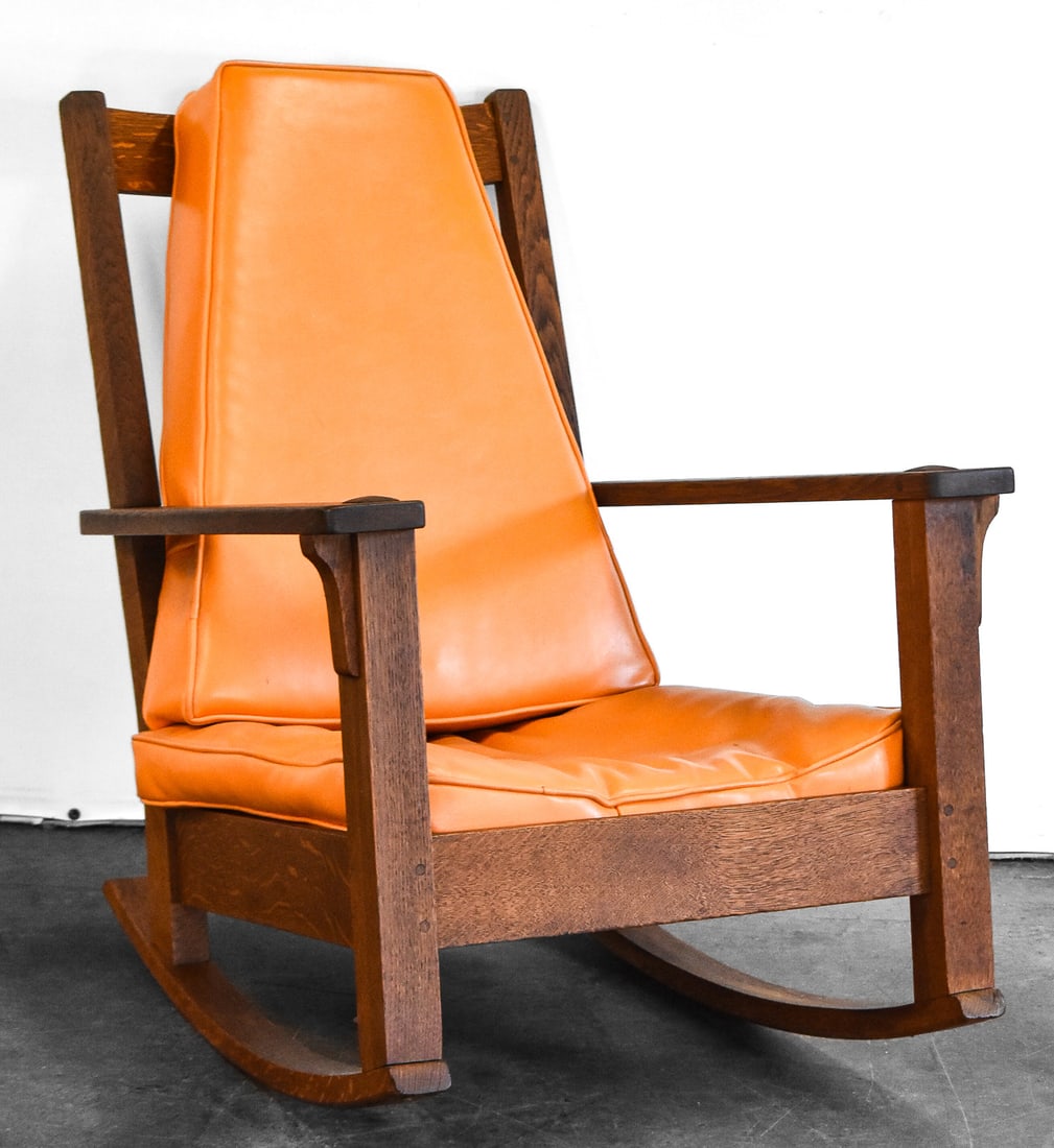 ARTS AND CRAFTS MISSION OAK ROCKING CHAIR (1 of 3)