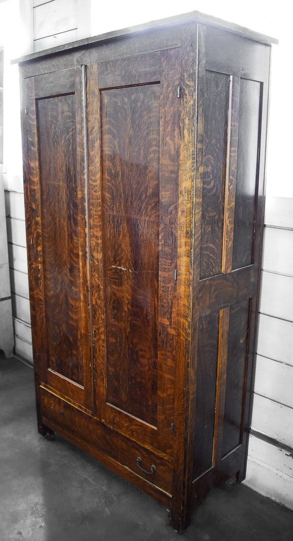 EARLY 20TH CENTURY OAK GRAIN-PAINTED ARMOIRE (1 of 3)