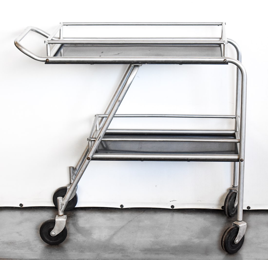 AERO-ART INDUSTRIAL ROLLING IN-FLIGHT COCKTAIL SERVING CART (1 of 2)