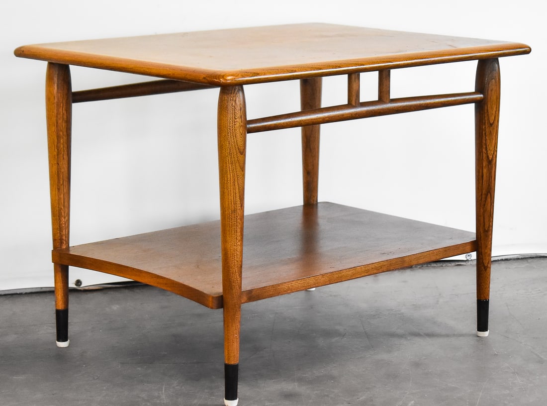 MID-CENTURY LANE ACCLAIM END TABLE (1 of 3)