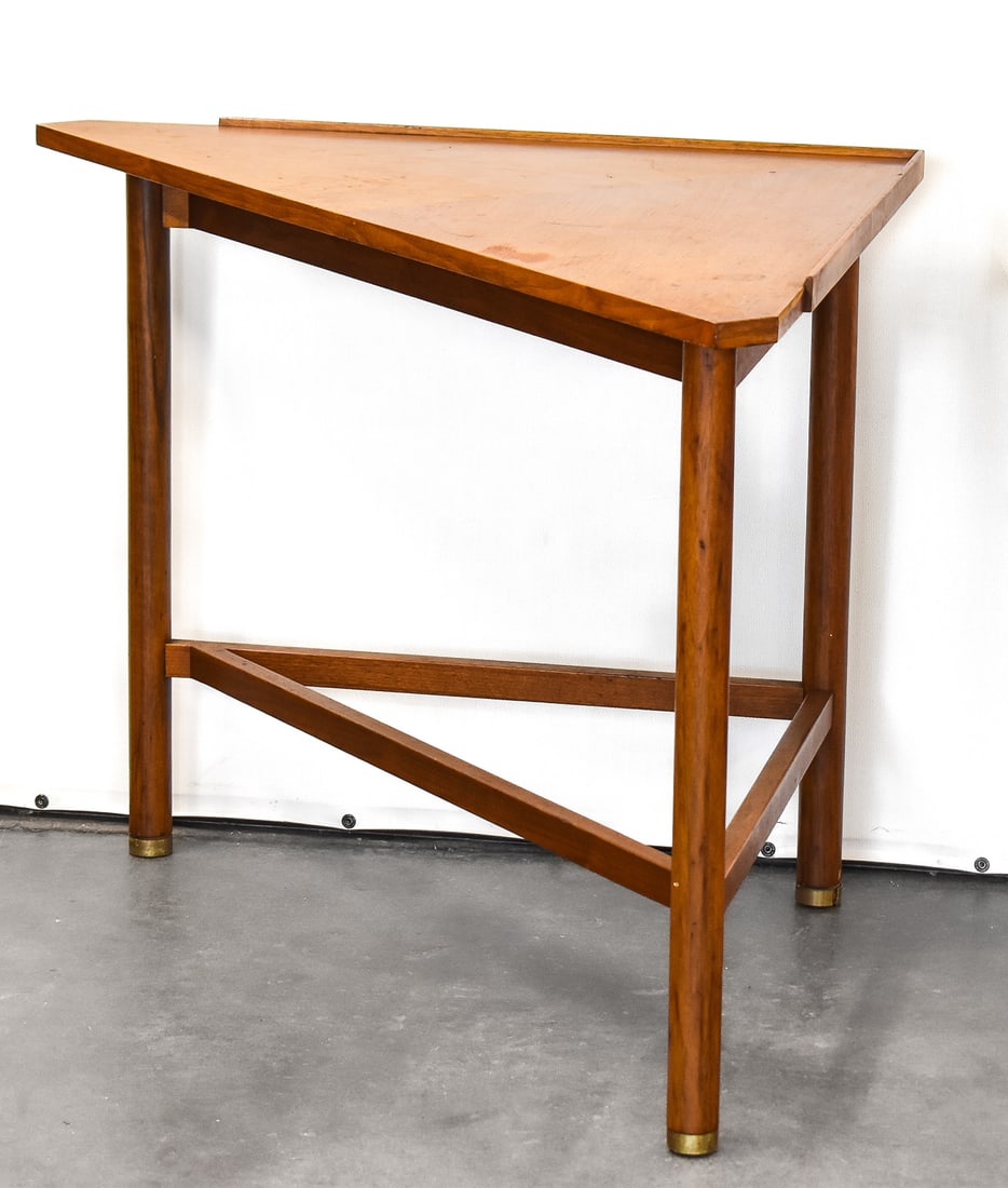 EDWARD WORMLEY FOR DUNBAR TRIANGULAR OCCASIONAL TABLE
