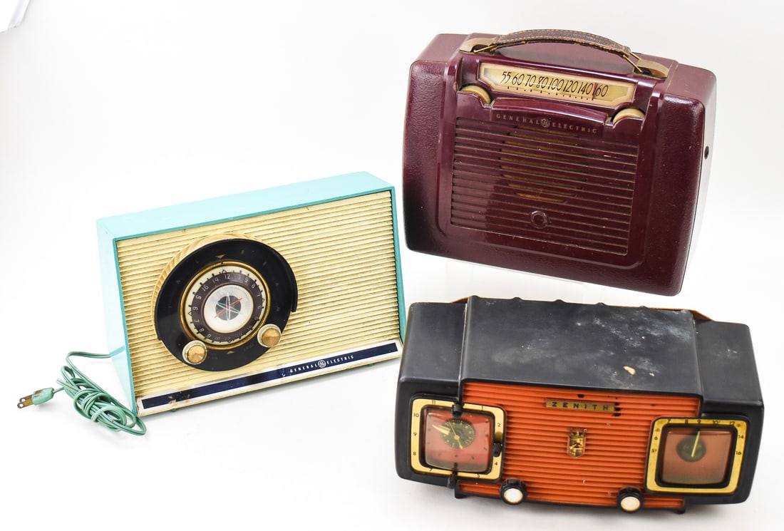 ZENITH & GENERAL ELECTRIC RADIOS (1 of 7)