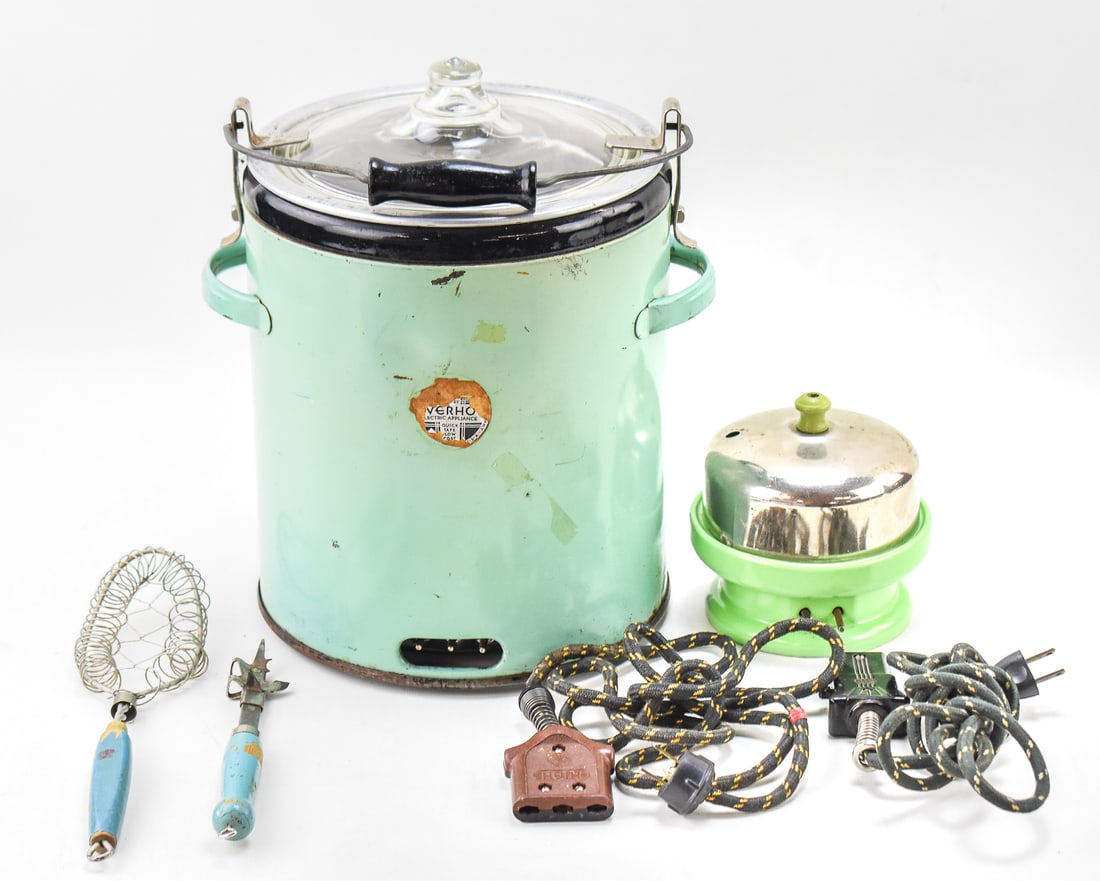 MID-CENTURY MODERN KITCHEN APPLIANCES & UTENCILS: EVERHOT, THE NATIONAL TELEPHONE SUPPLY CO.: An Everhot teal enameled electric pot with a Pyrex lid made by the Swartzbaugh Manufacturing Company circa 1940s. The pot has an Everhot Electric Appliance sticker. Also a National Telephone Supply Co