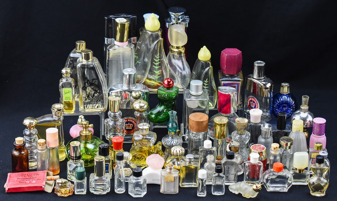 COLLECTION OF PERFUME & COLOGNE BOTTLES (1 of 4)