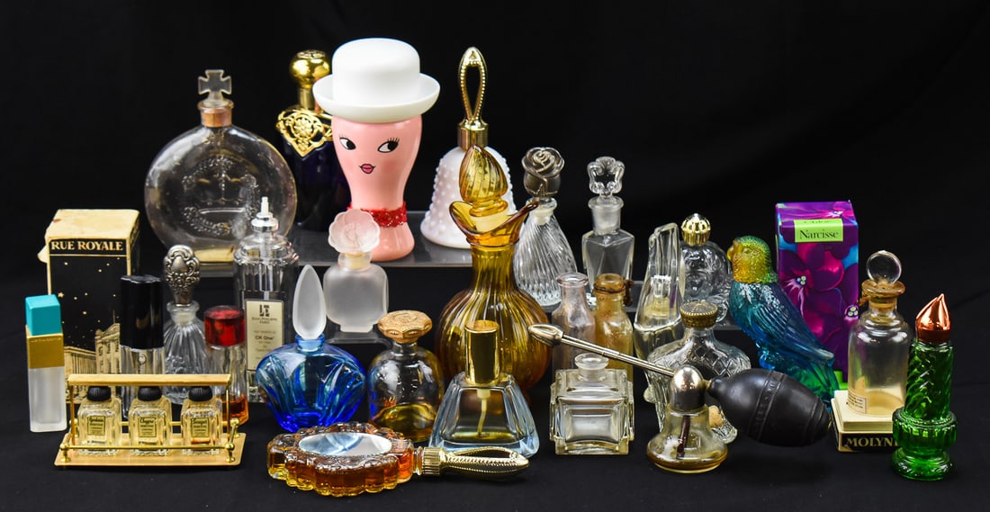 PERFUME BOTTLES COLLECTION (1 of 4)