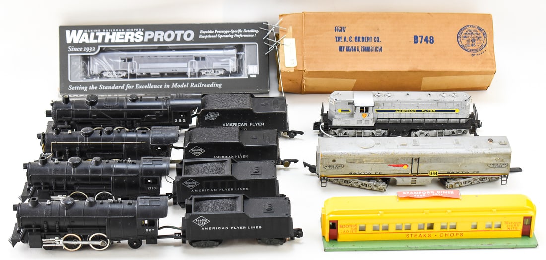 AMERICAN FLYER TRAIN CAR ASSORTMENT (1 of 3)