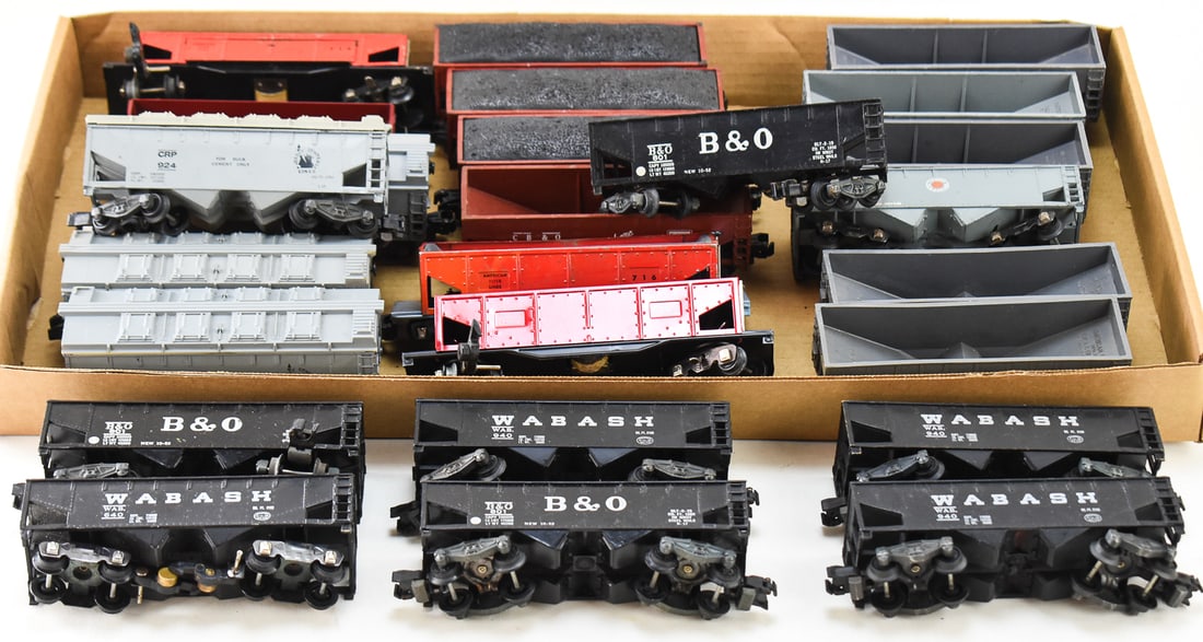 25 HOPPER CARS FROM AMERICAN FLYERS (1 of 1)