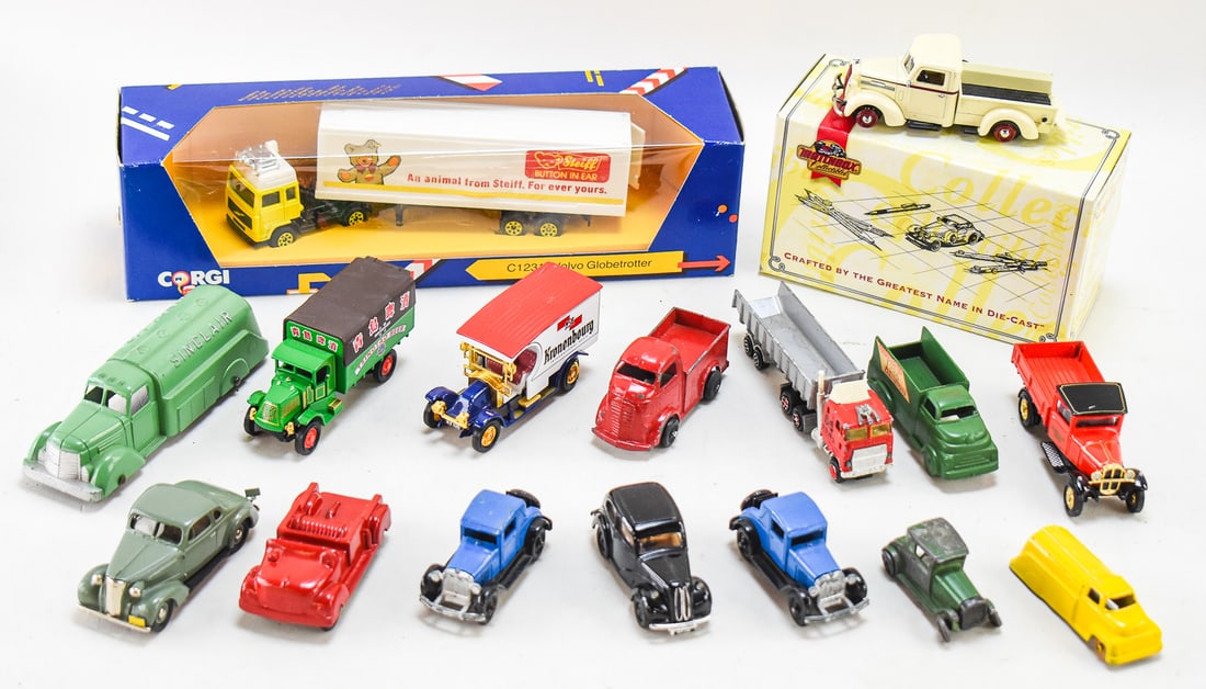 ASSORTMENT OF DIE-CAST & TOY CARS: MATCHBOX, CORGI, TOOTSIETOY, SLIK-TOY, BROOKLIN, MAJORETTE (1 of 2)